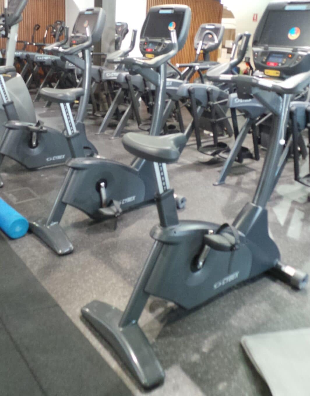 Cybex 770C Upright Bike 2nd hand commercial gym equipment for sale