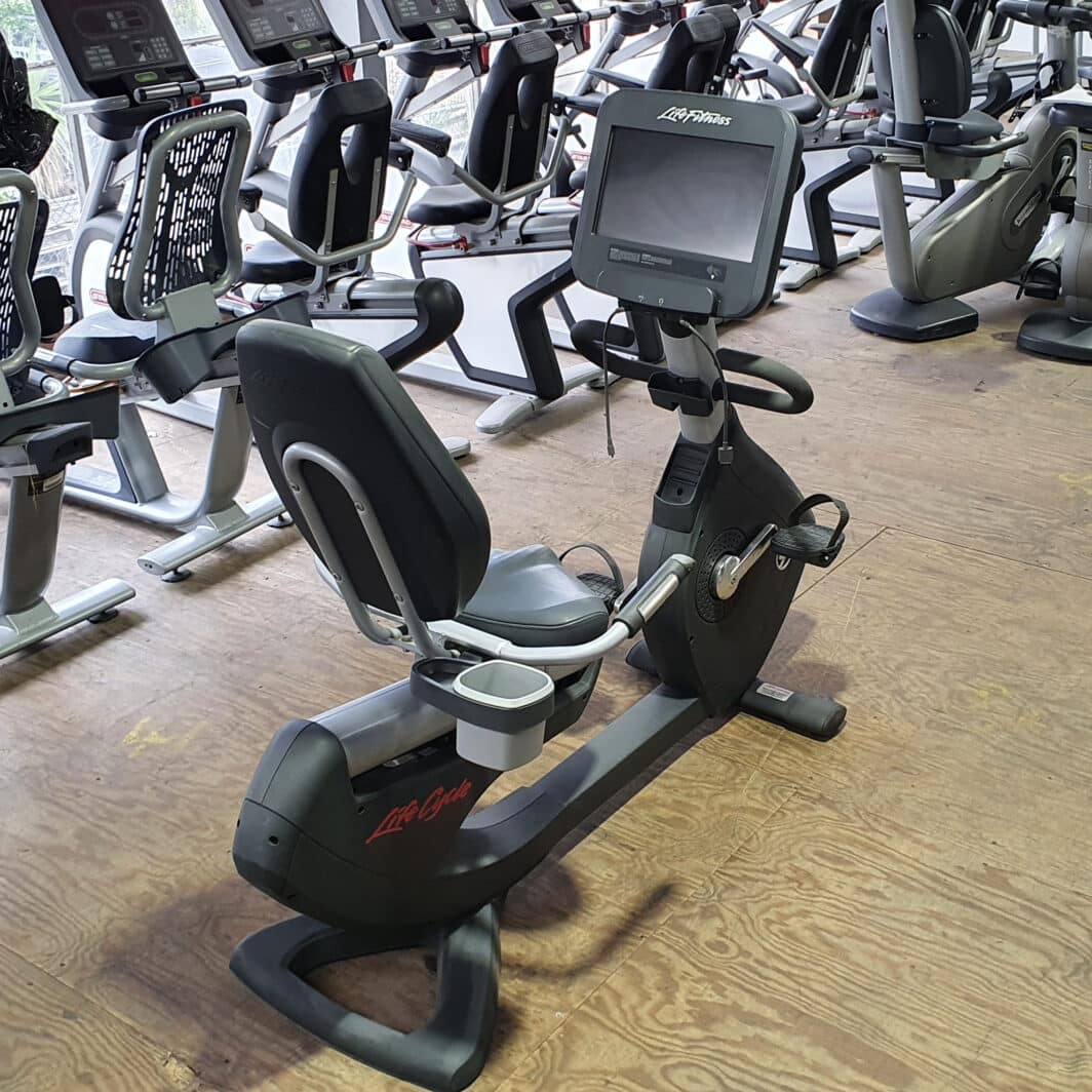 Life Fitness Elevation Series 95R-06 Recumbent Bike 2nd hand commercial gym equipment for sale