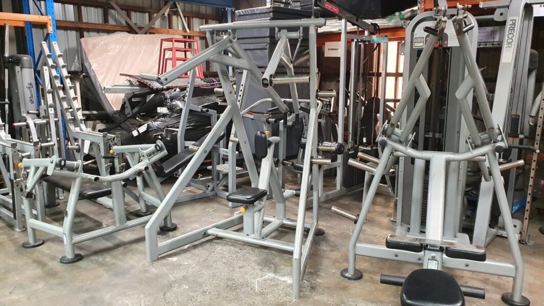 Synergy Seated Row Plate Loaded ex gym equipment