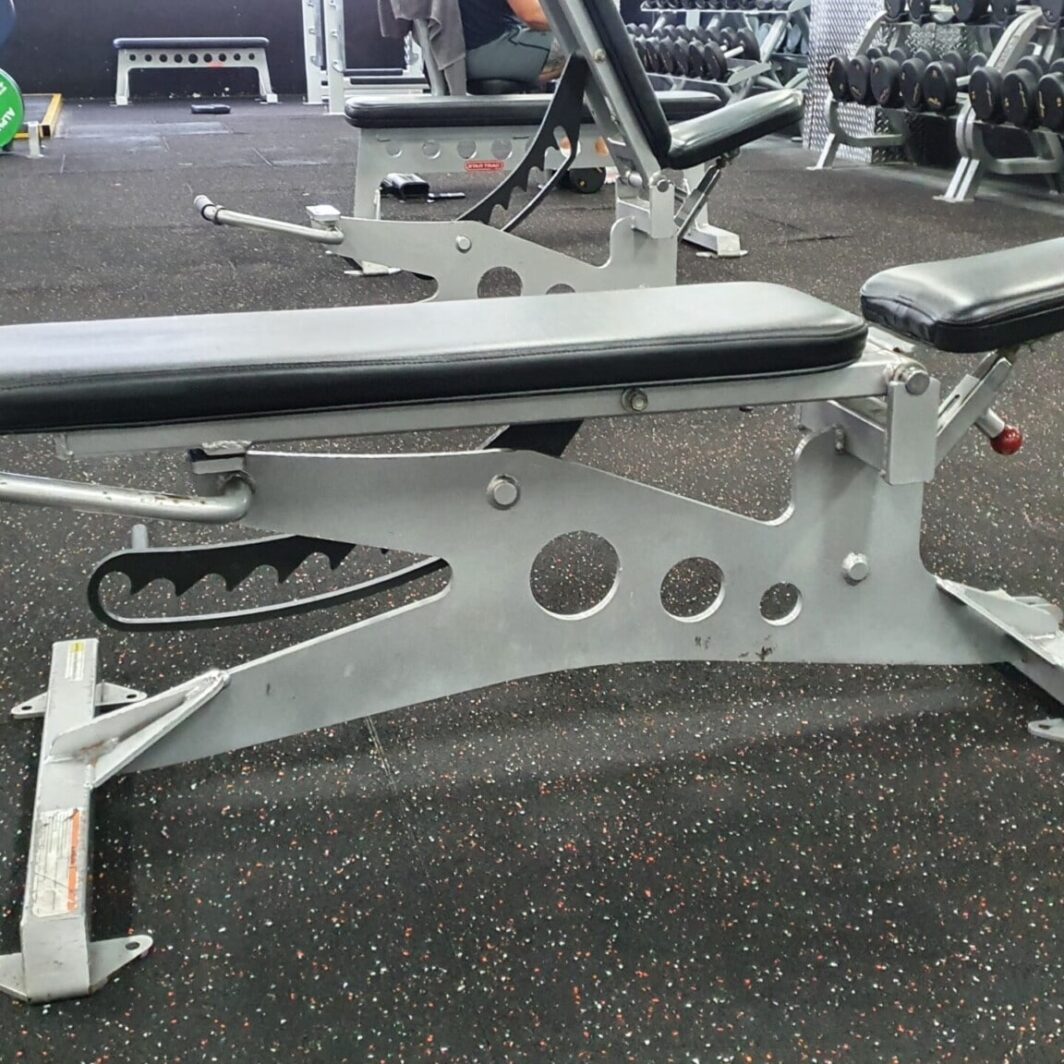 Star Trac Adjustable Bench used commercial gym equipment