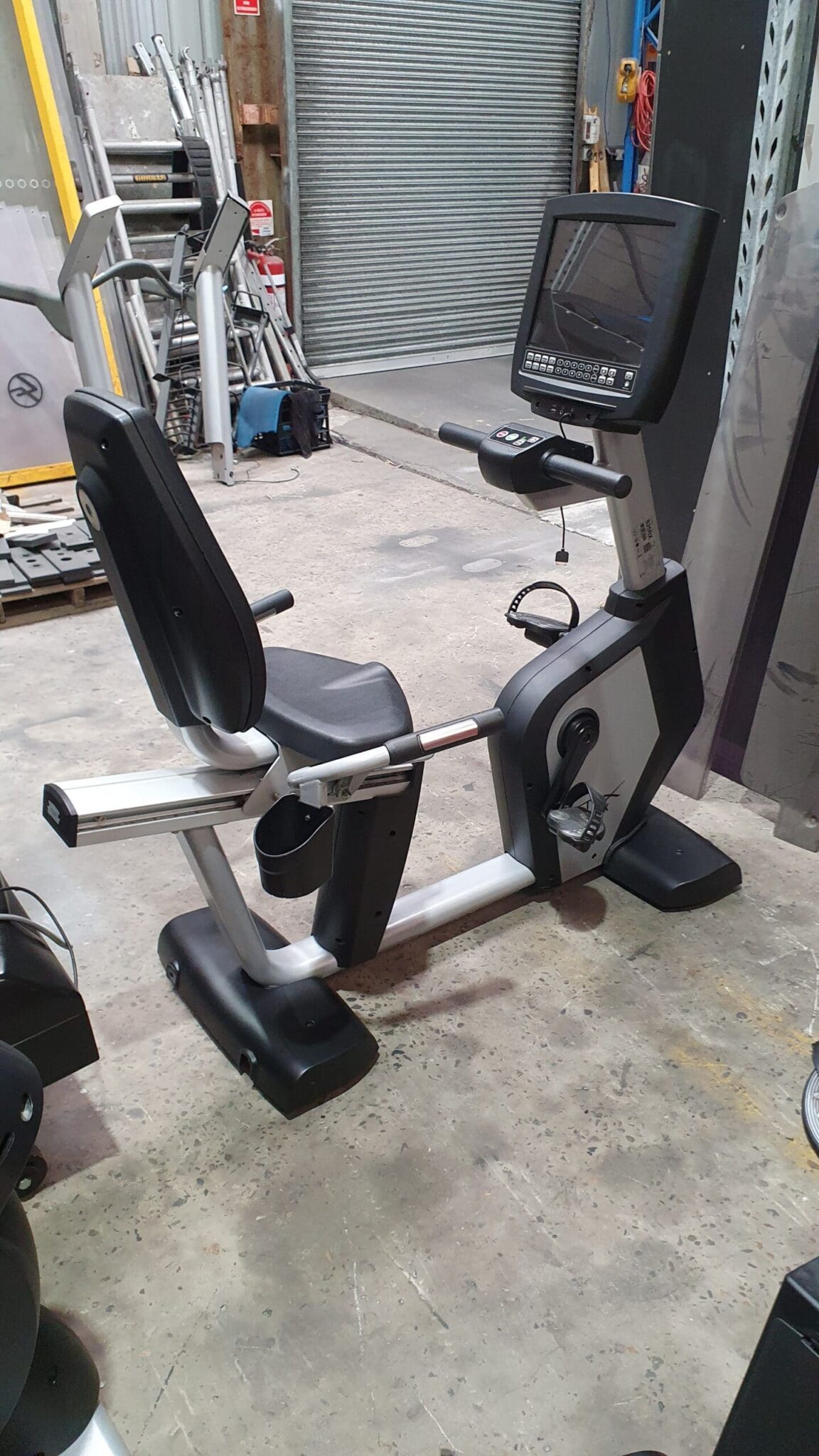 STEX S25RX(i) LCD Recumbent Bike | Gym 