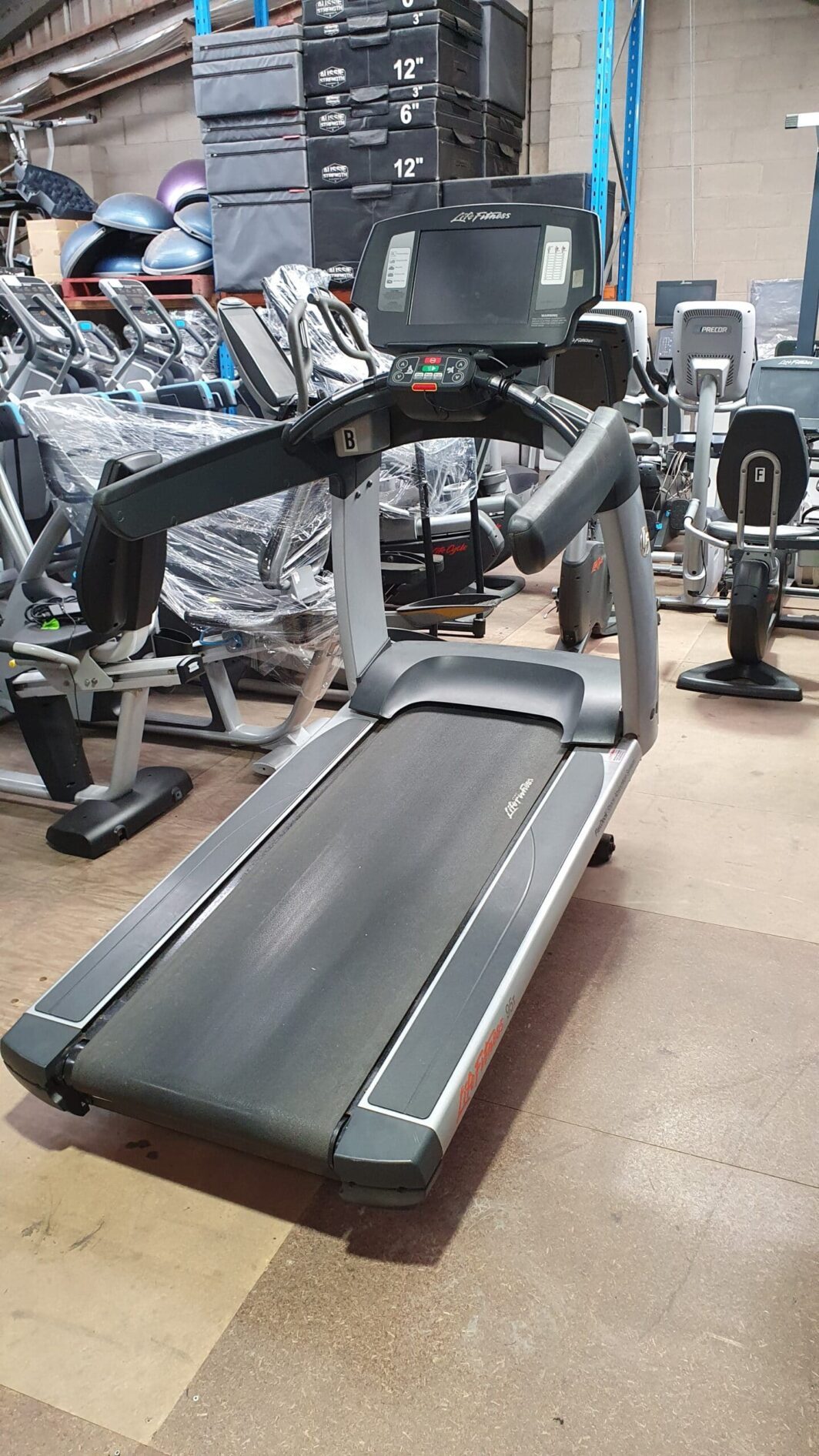 Life fitness treadmill 95t engage