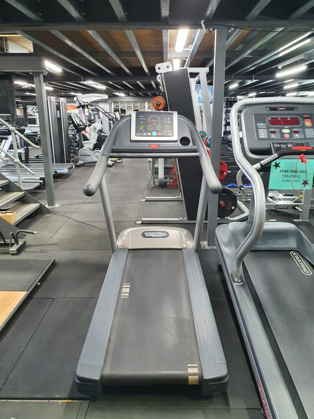Technogym Jog 500 Treadmill 2nd hand commercial gym equipment for sale